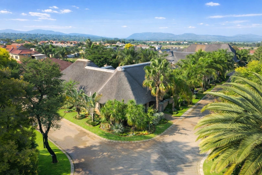 5 Bedroom Property for Sale in Melodie North West